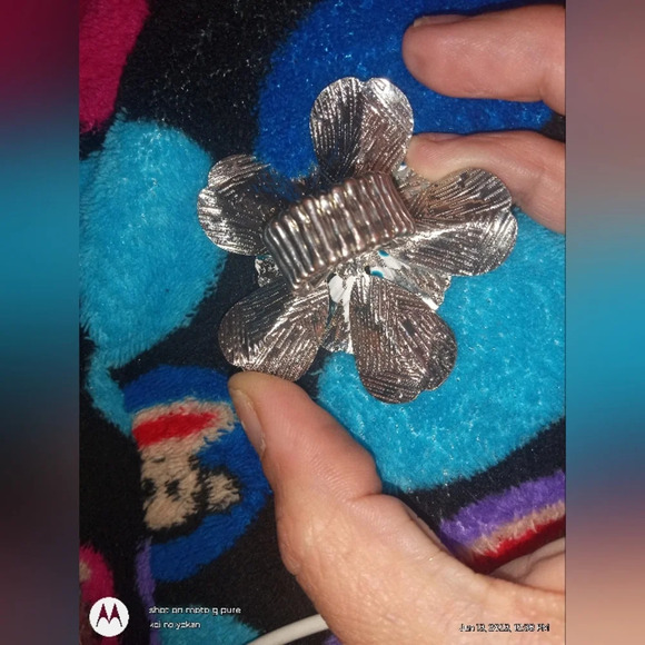 Vintage Blue Enamel and Rhinestone Adjustable Lotus Flower Ring - Picture 3 of 4